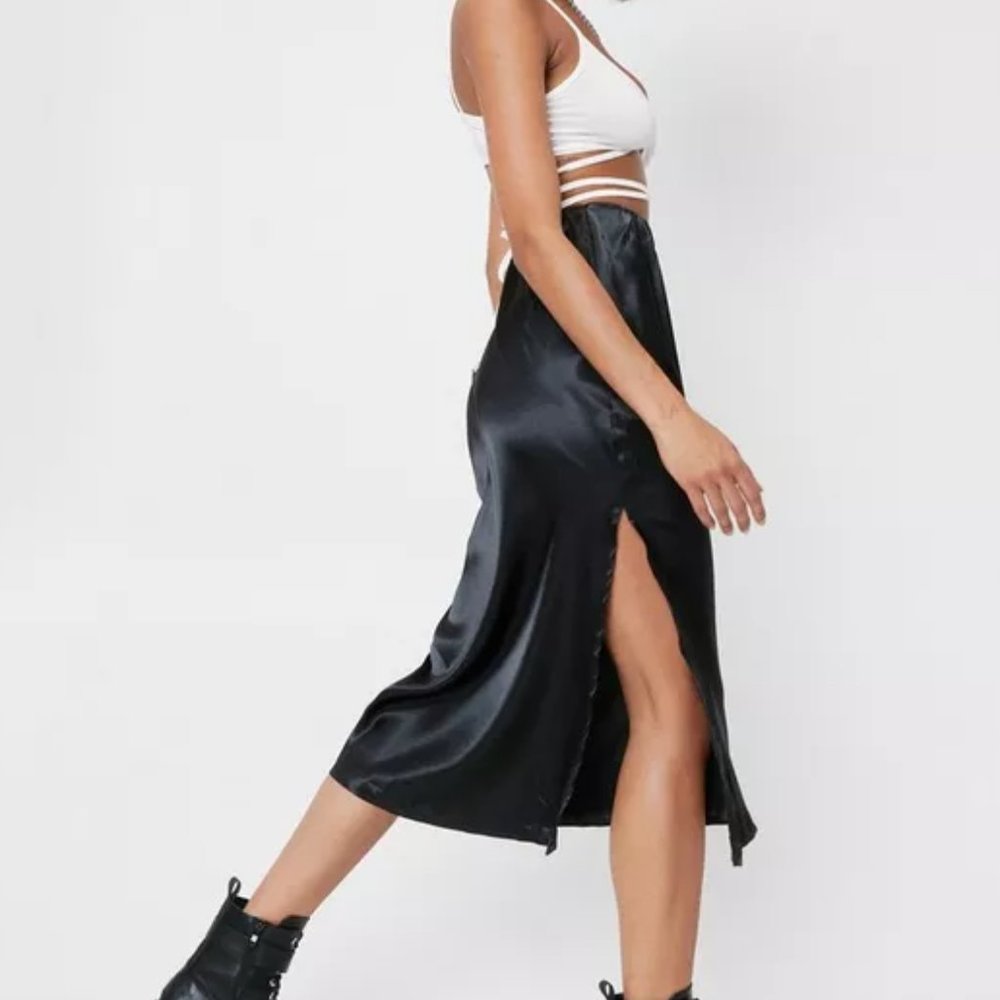 Nasty Gal Black Satin Midi Skirt (size US 8)